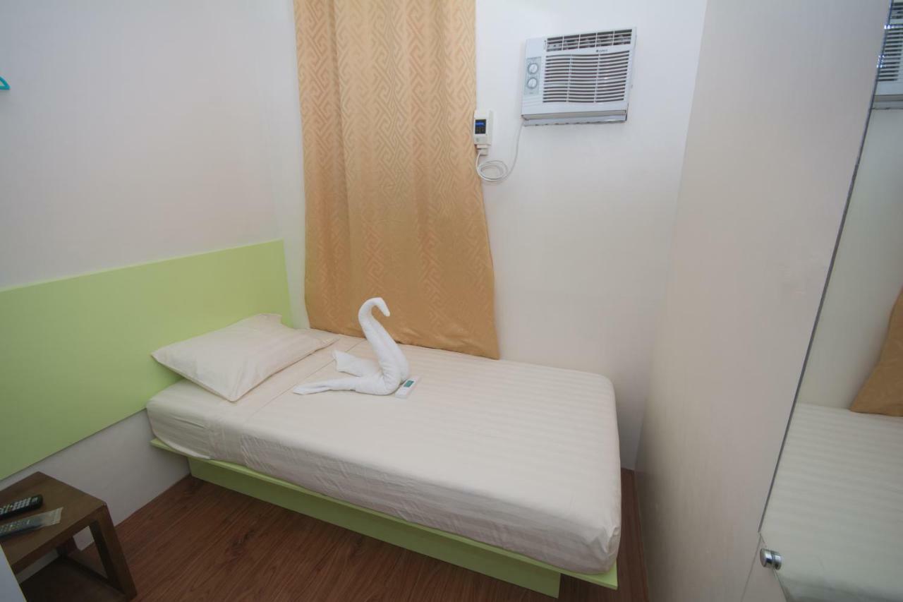 Sulit Budget Hotel Near Dgte Airport Citimall 두마구에테 외부 사진